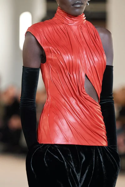 Look 203